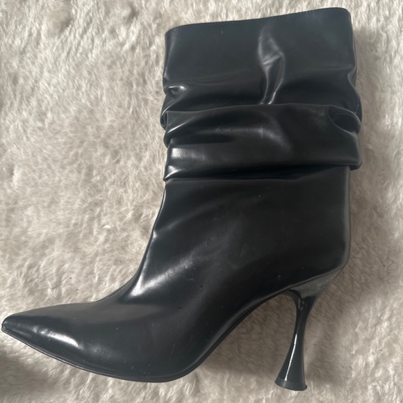 Jeffrey Campbell Black Slouchy Guillaume Modern Point Toe Boot Size 8.5 - Picture 3 of 5